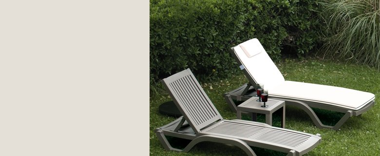 Şezlonglar  &<br>Sehpalar